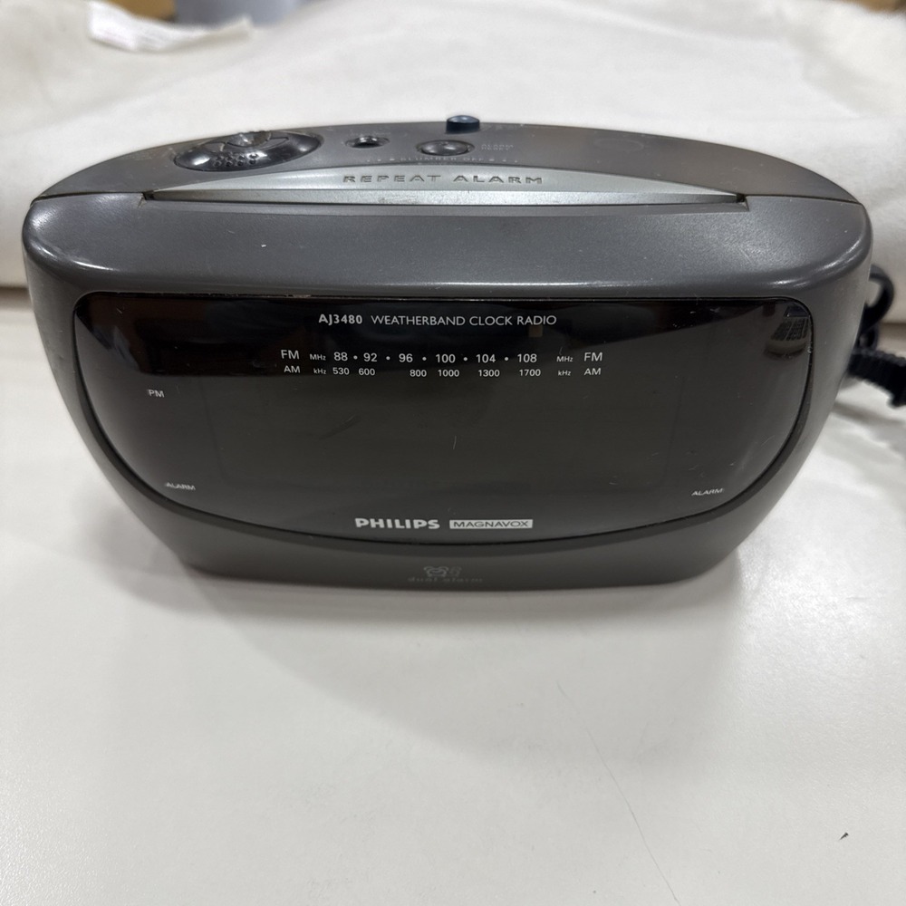 Phillips Magnavox AJ3480 Weatherband Clock Radio Dual Alarm Am Fm Tested A0007